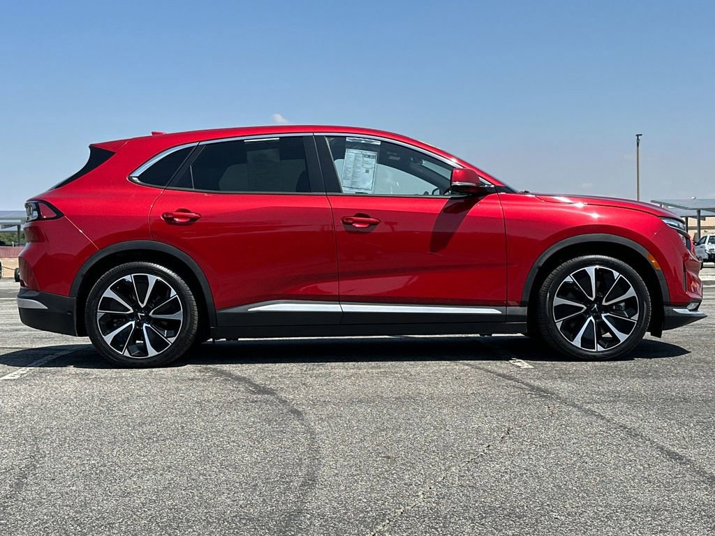 Used 2023 VinFast VF 8 Plus AWD/4WD image 2