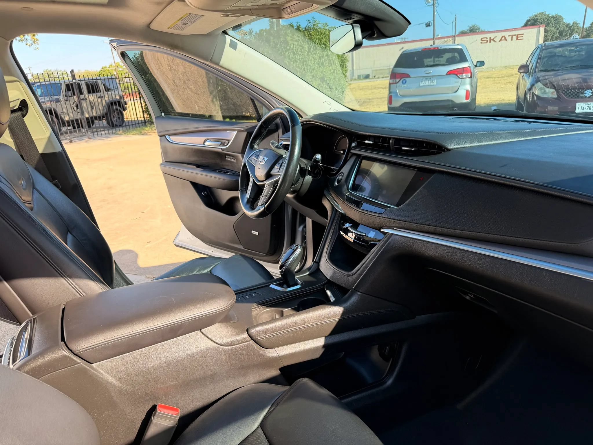 Used 2019 Cadillac XT5 Premium Luxury AWD/4WD image 18