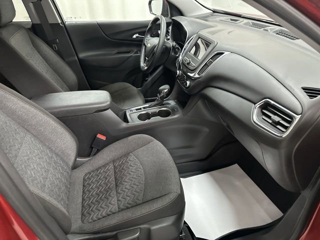 Used 2023 Chevrolet Equinox LT image 18