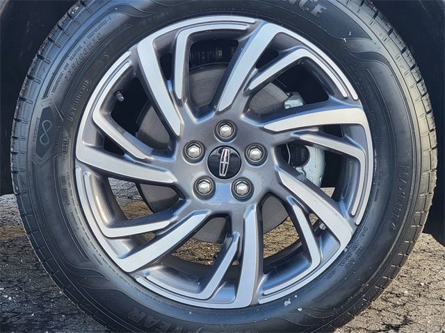 Certified 2024 Lincoln Corsair AWD w/ Equipment Group 101A image 17