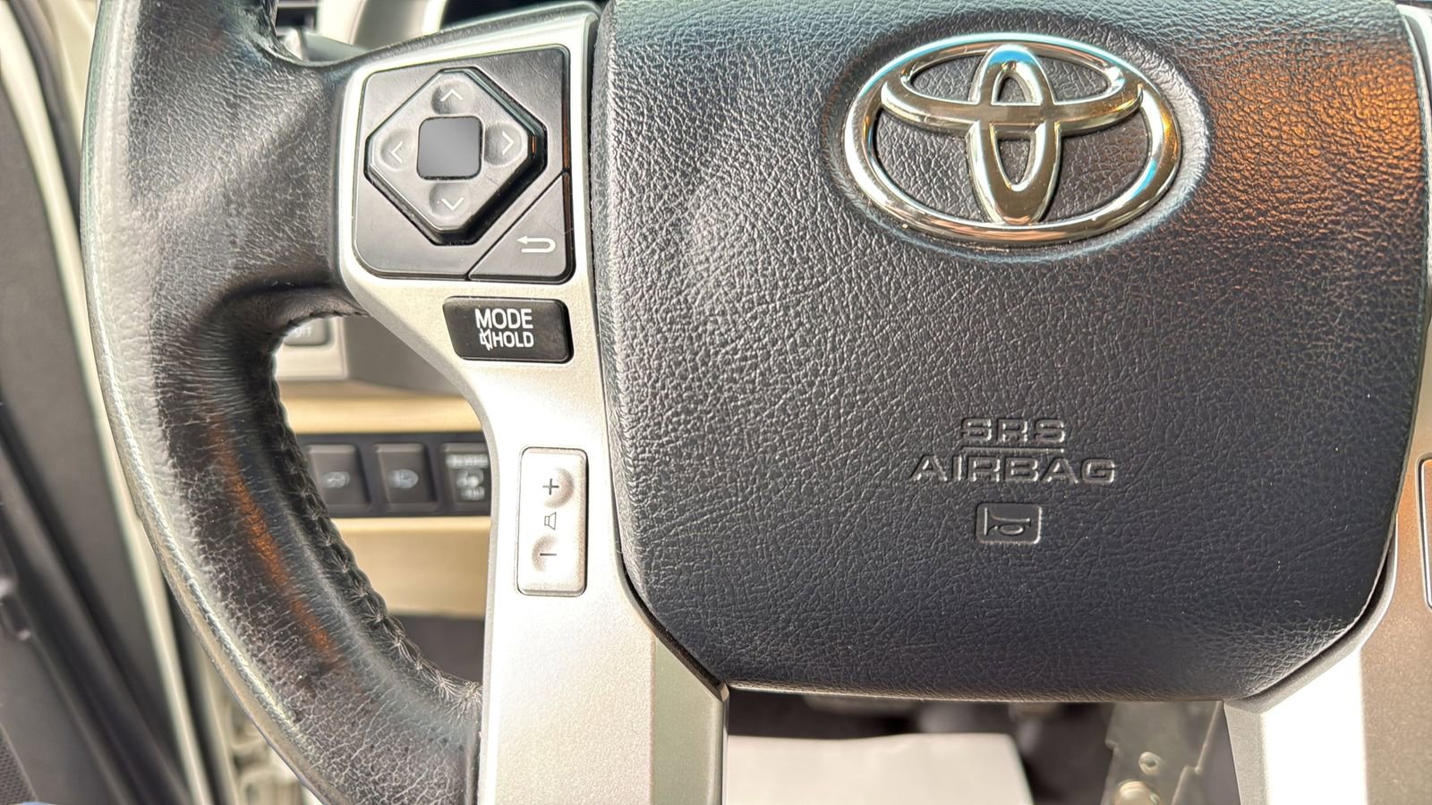 Used 2014 Toyota Sequoia Platinum RWD image 16