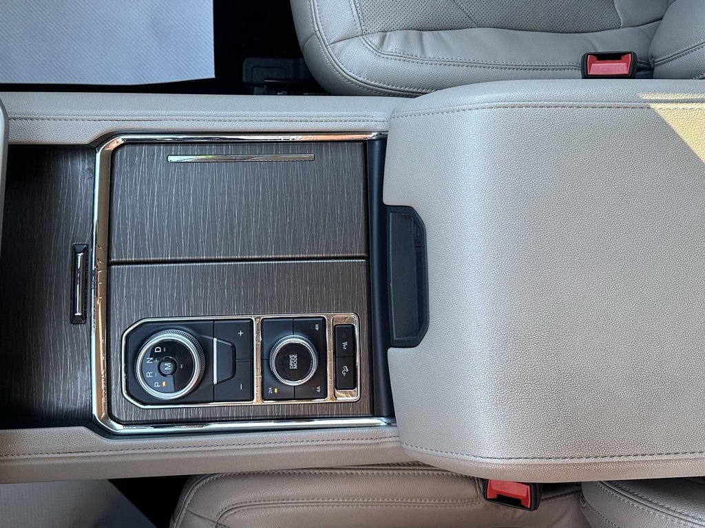 Used 2023 Ford Expedition Max Limited image 39