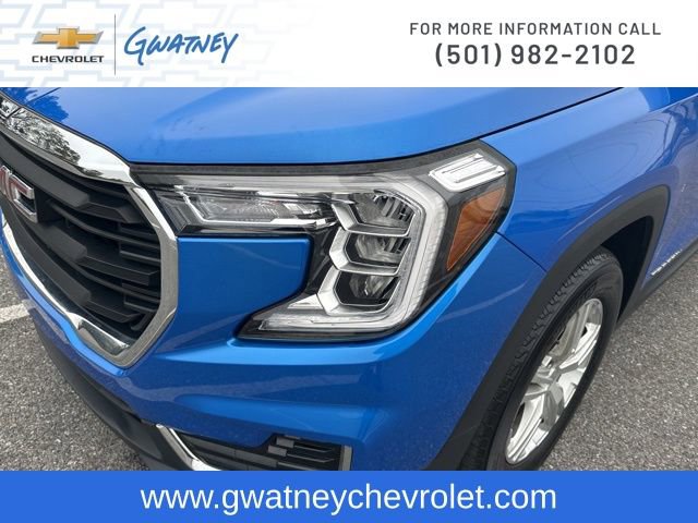 Used 2024 GMC Terrain SLE image 14