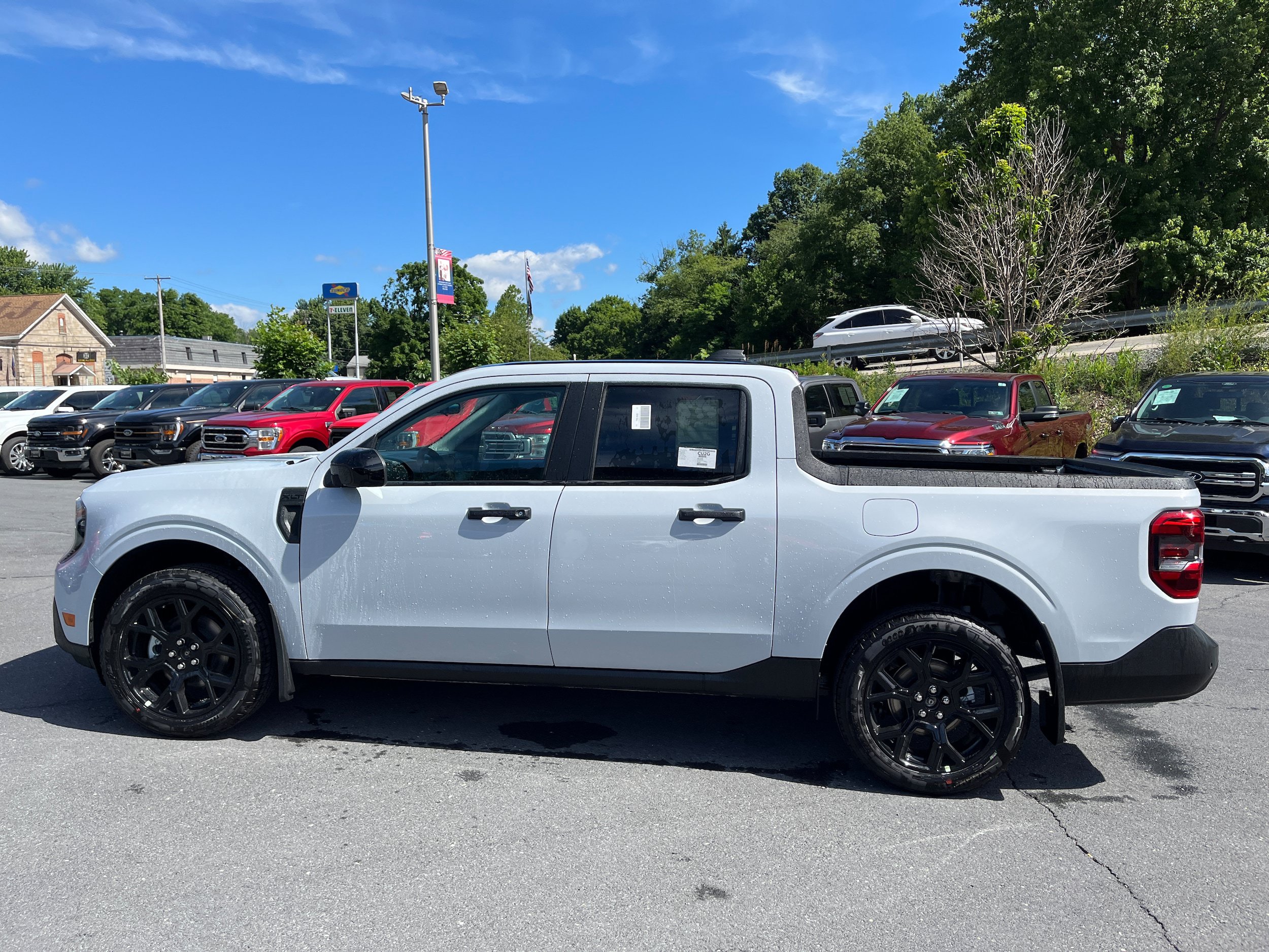 New 2026 Ford Maverick XLT w/ Equipment Group 301A AWD/4WD image 7