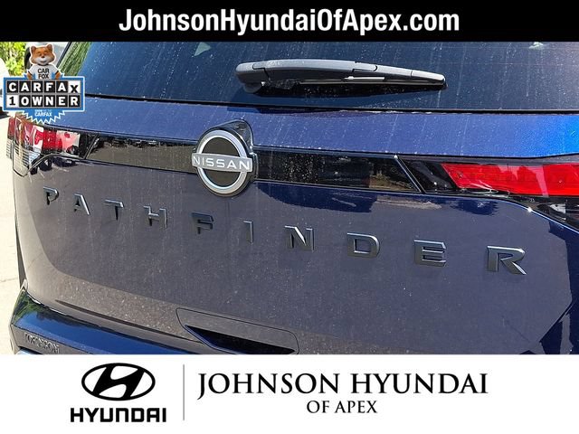Used 2023 Nissan Pathfinder SL w/ SL Premium Package AWD/4WD image 28