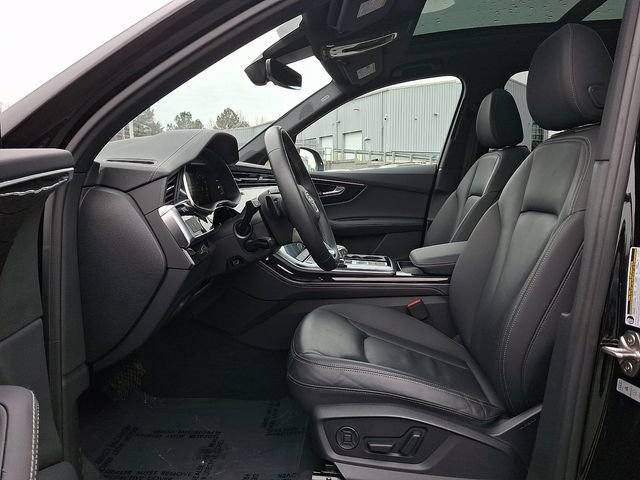 Used 2025 Audi Q7 3.0T Premium Plus image 13