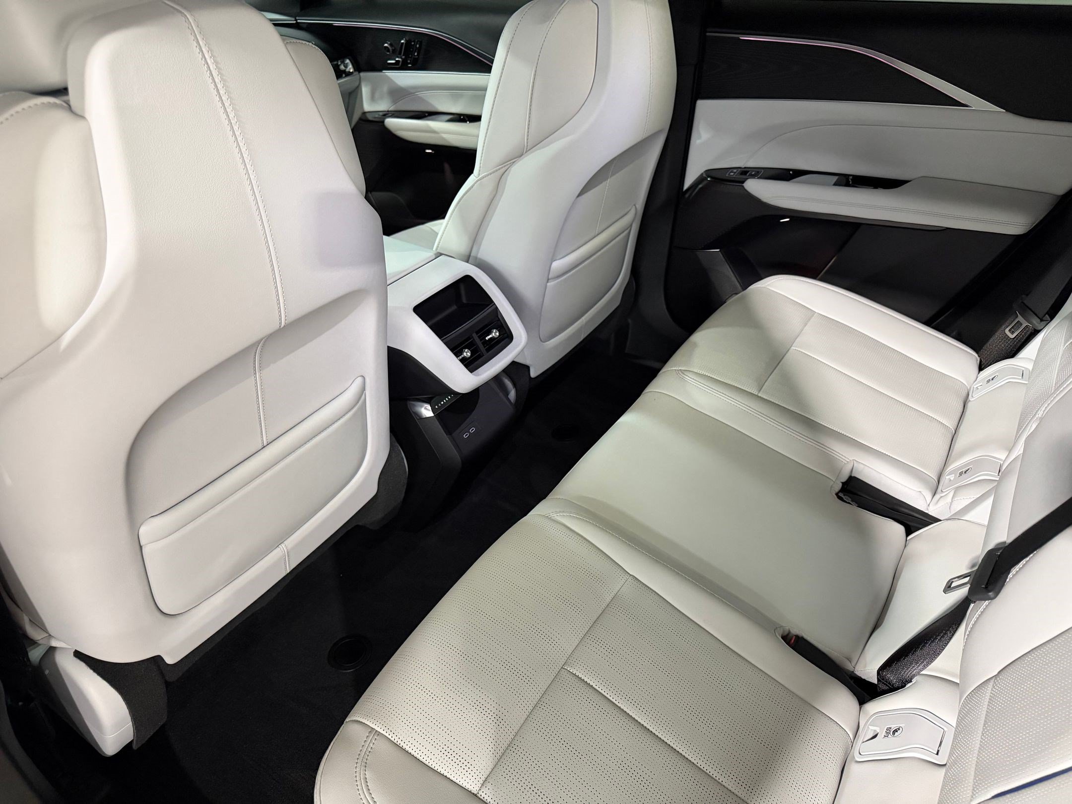 Certified 2025 Cadillac Lyriq Sport w/ LPO, Floor Liner Package RWD image 40