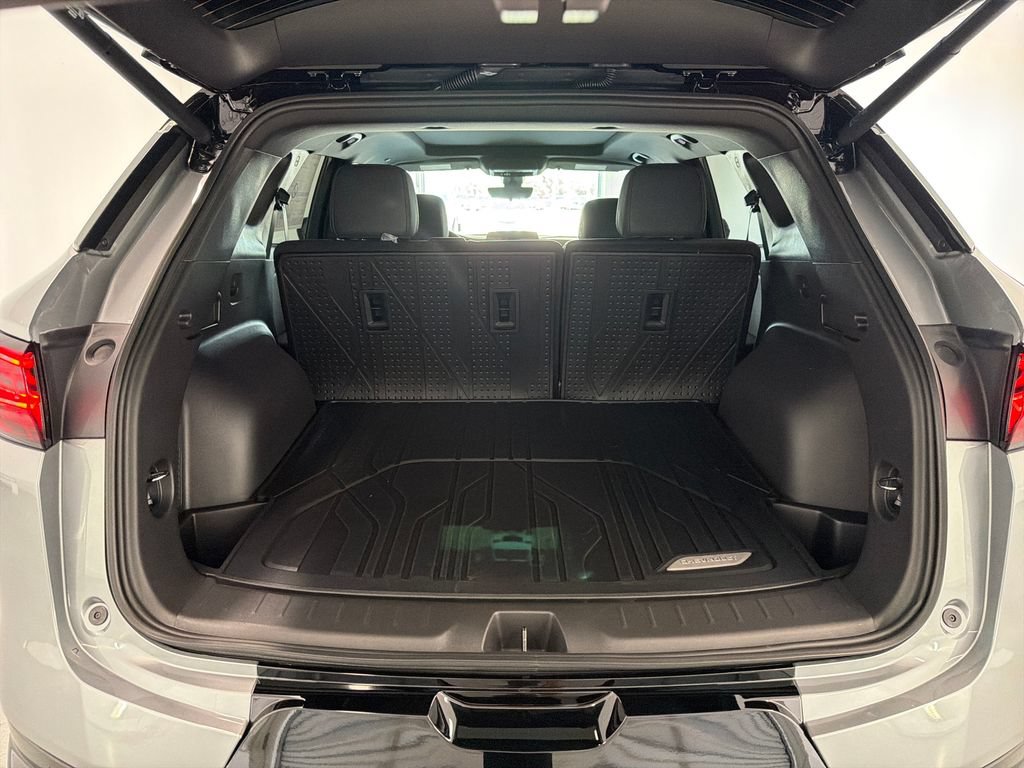 New 2026 Chevrolet Blazer RS w/ Driver Confidence II Package FWD image 8
