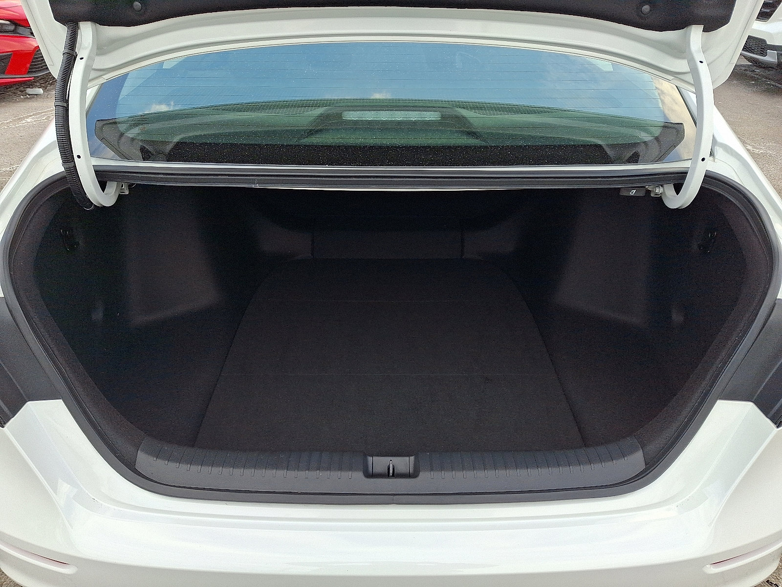 Certified 2025 Honda Accord LX image 29