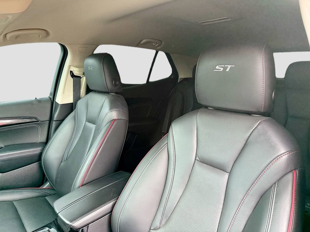 Used 2023 Buick Envision Essence w/ Sport Touring Package FWD image 12