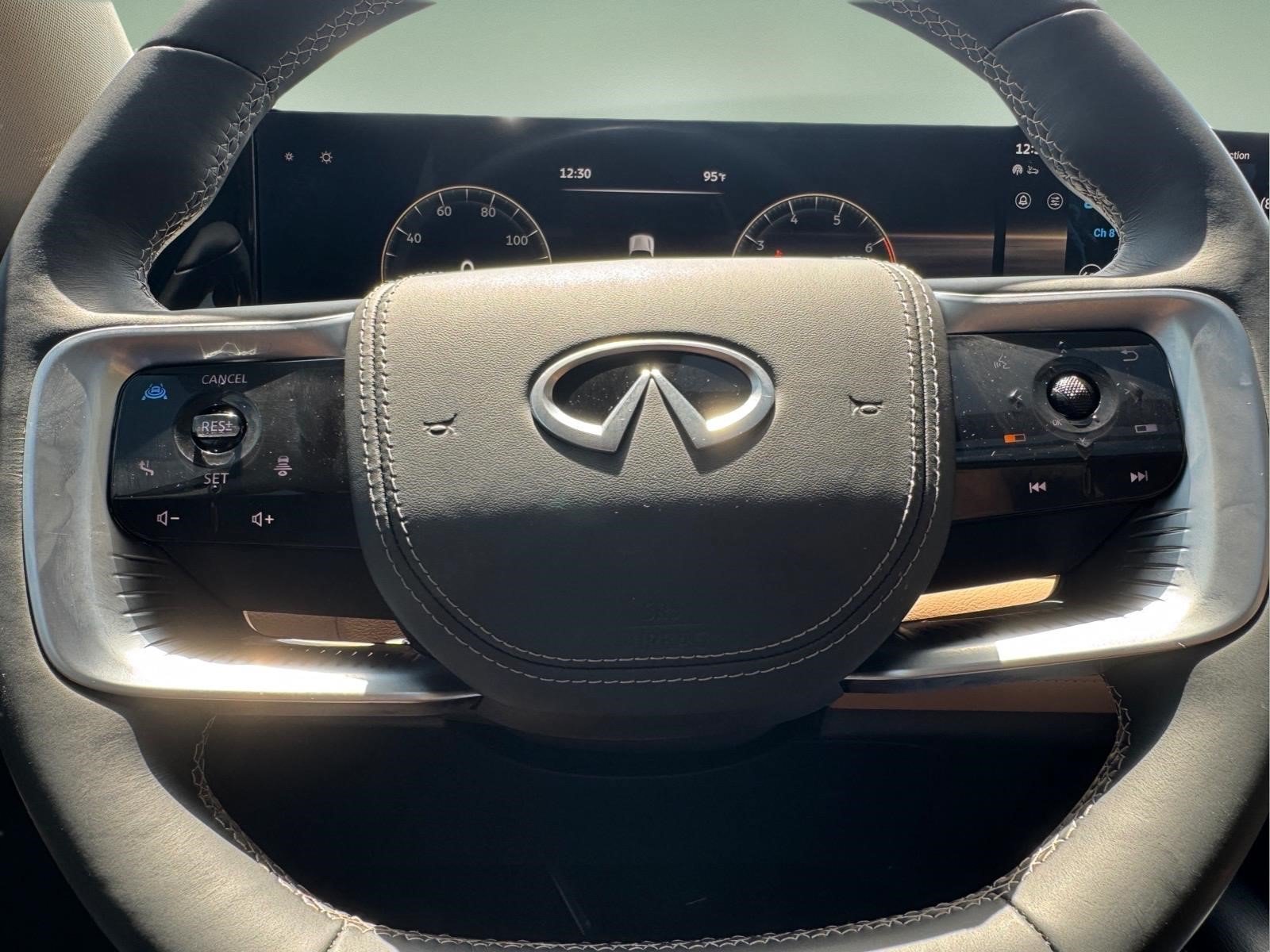 Certified 2025 INFINITI QX80 Sensory w/ Exterior Package AWD/4WD image 23