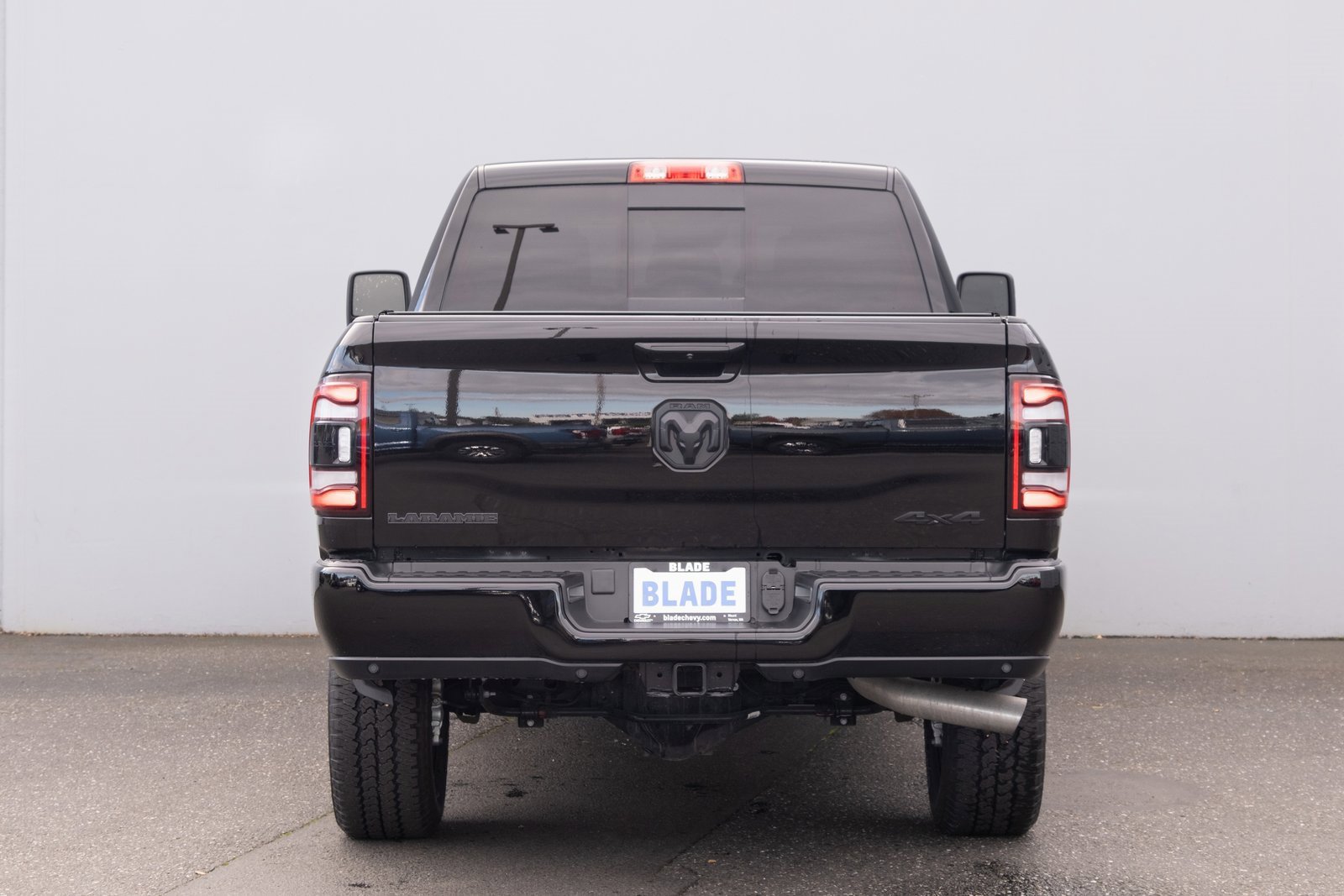 Used 2024 RAM 2500 Laramie w/ Night Edition image 24