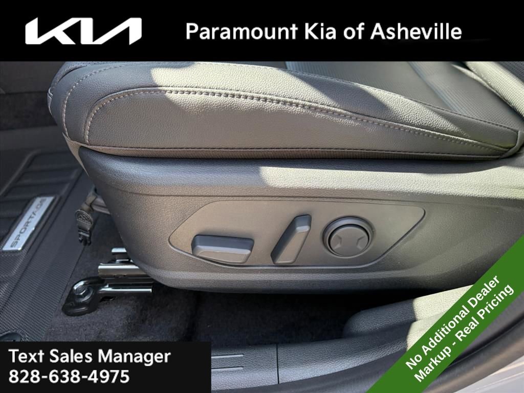 New 2026 Kia Sportage EX image 19