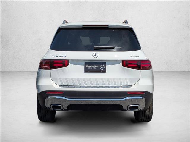 New 2026 Mercedes-Benz GLB 250 4MATIC image 8
