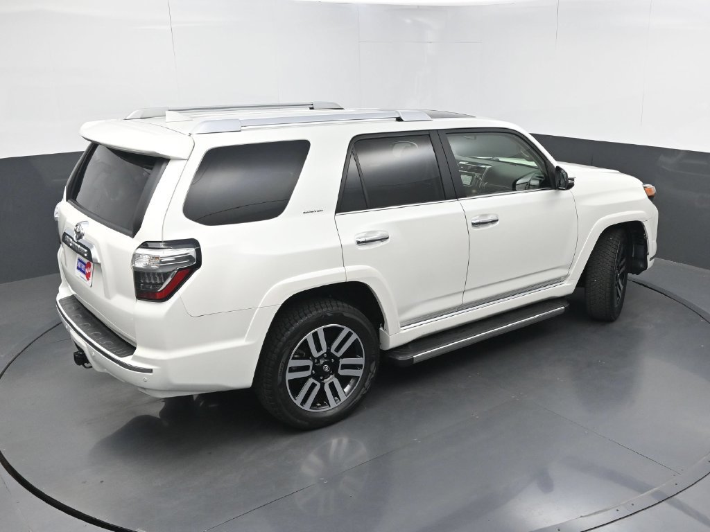 Used 2018 Toyota 4Runner Limited AWD/4WD image 35