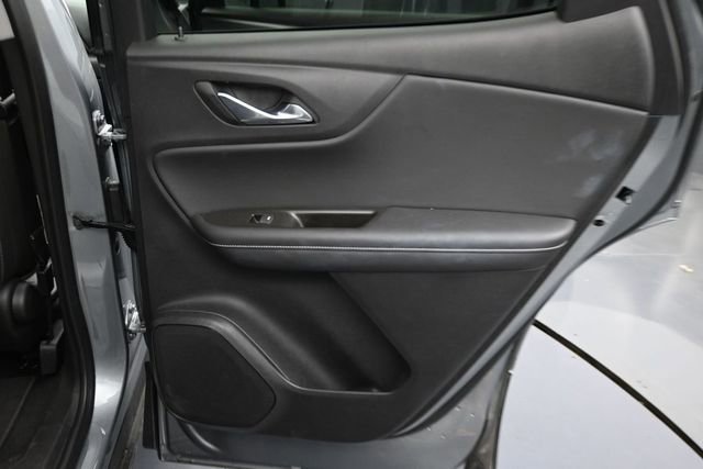 Used 2025 Chevrolet Blazer LT FWD image 30