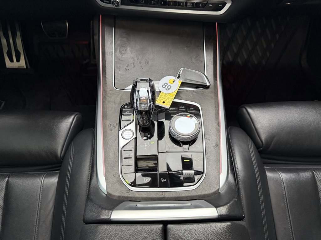 Used 2020 BMW X7 M50i w/ Executive Package image 33