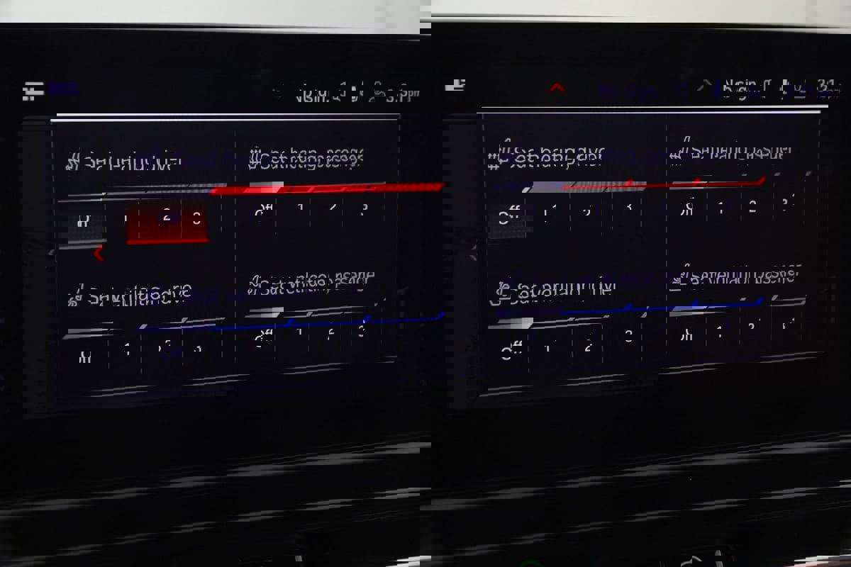 Used 2025 BMW M8 Competition image 8