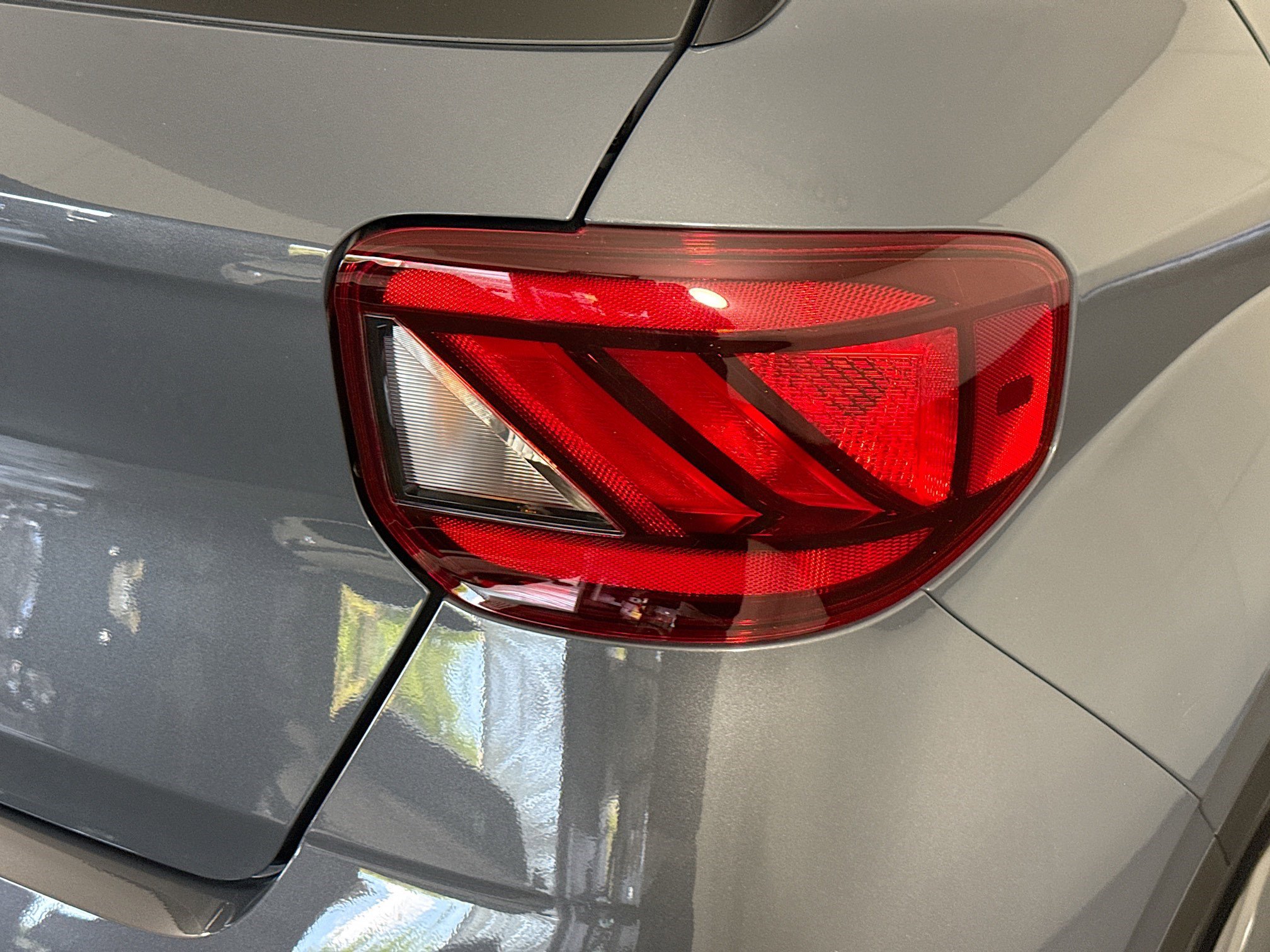 Used 2026 Hyundai Venue SEL FWD image 34