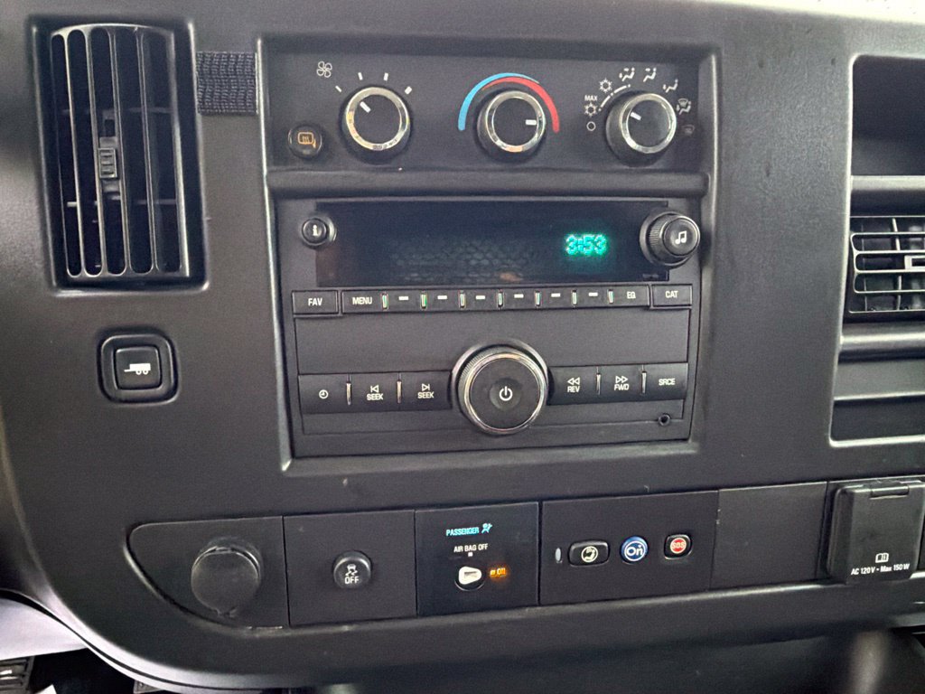 Used 2025 GMC Savana 2500 w/ Driver Convenience Package RWD image 22