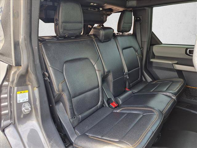 Used 2023 Ford Bronco Badlands w/ Sasquatch Package AWD/4WD image 19