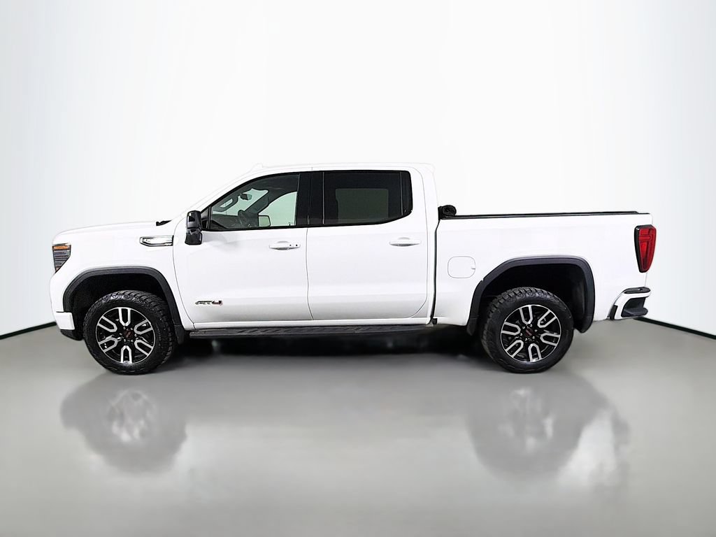 Used 2025 GMC Sierra 1500 AT4 w/ AT4 Premium Package AWD/4WD image 9
