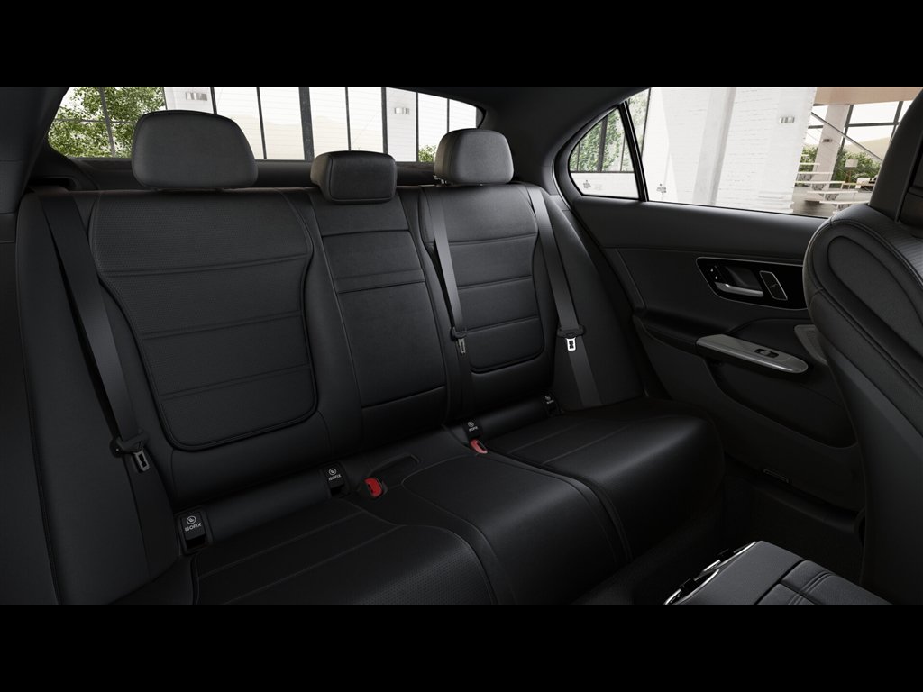 Certified 2025 Mercedes-Benz C 300 4MATIC Sedan image 40
