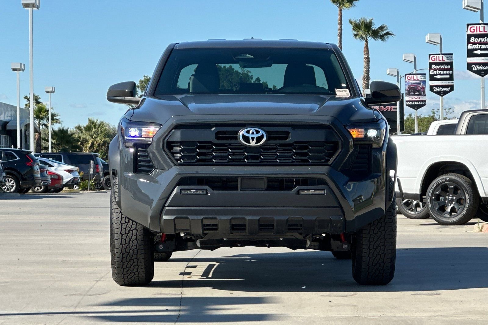 Used 2025 Toyota Tacoma TRD Off-Road AWD/4WD image 9