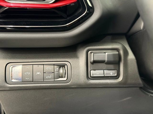 Used 2025 Chevrolet Silverado EV RST image 34