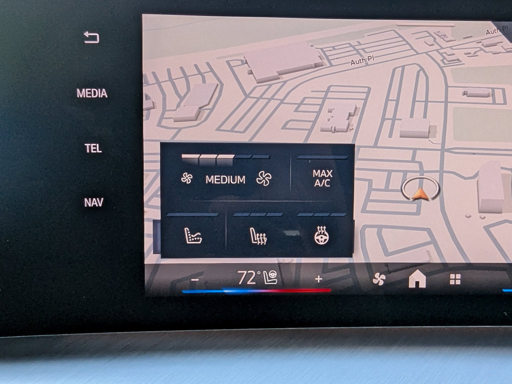 New 2027 BMW X1 xDrive28i AWD/4WD image 17