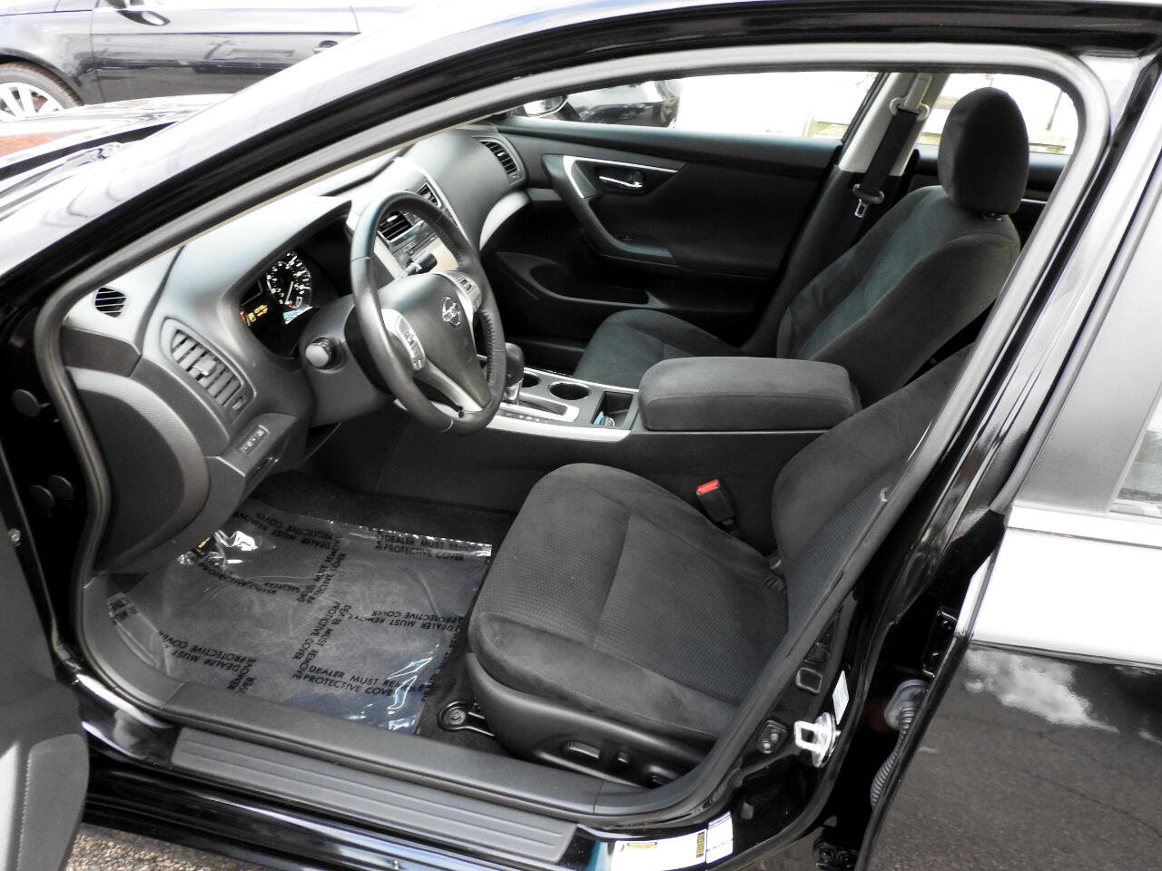 Used 2015 Nissan Altima 2.5 SV w/ Convenience Package image 6