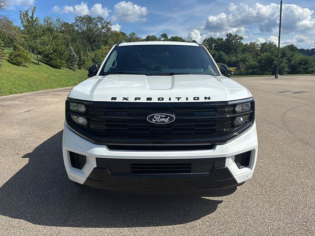 New 2027 Ford Expedition Platinum w/ Stealth Appearance Package AWD/4WD image 7