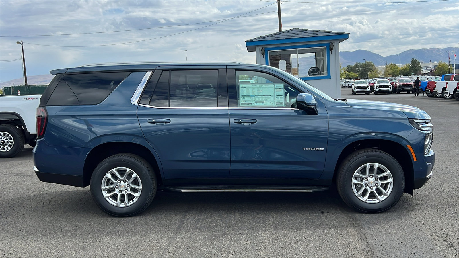 New 2025 Chevrolet Tahoe LS image 4