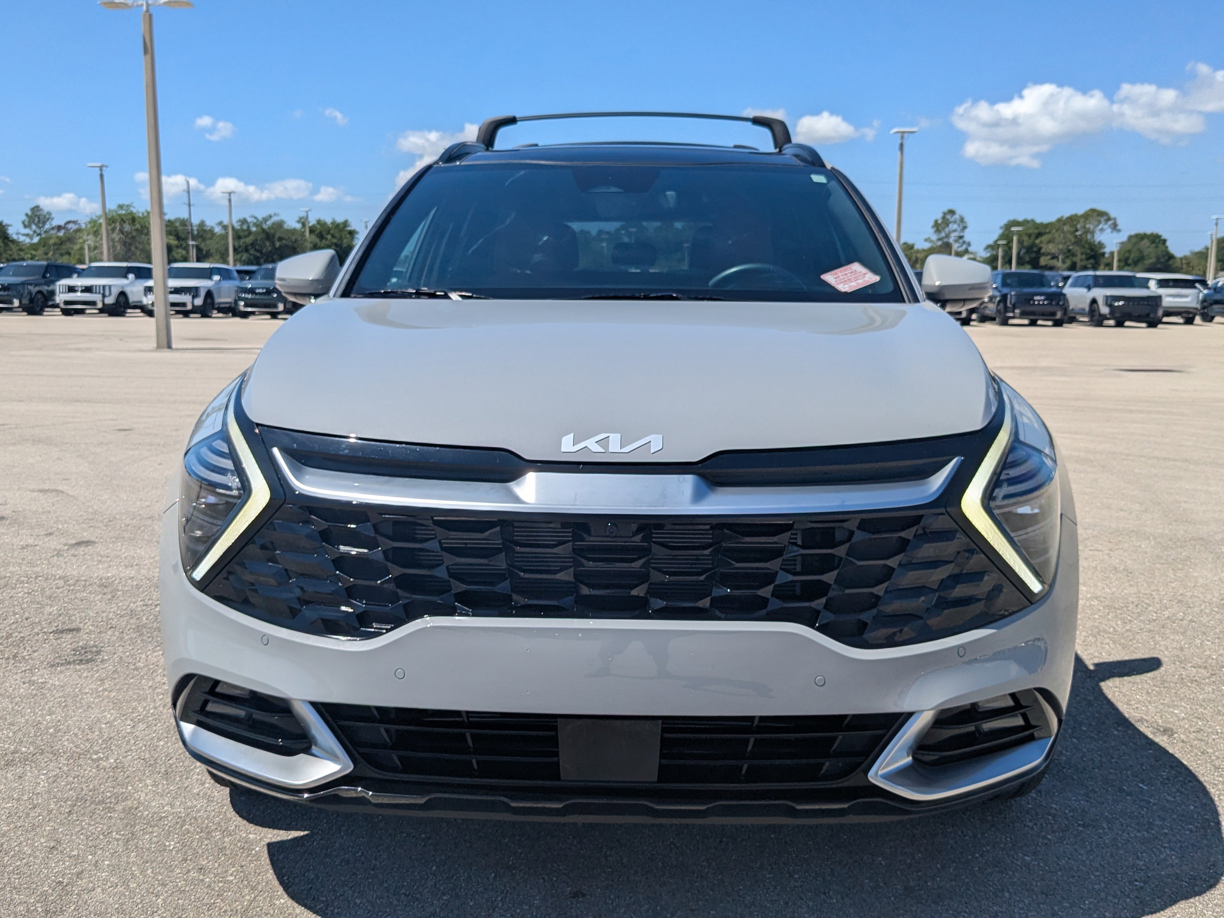 Certified 2024 Kia Sportage SX FWD image 3