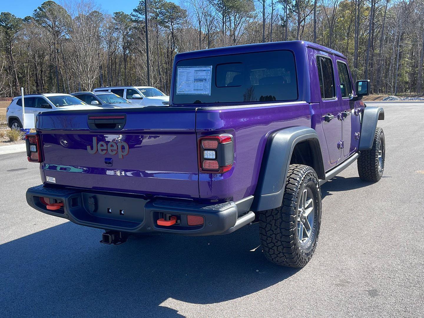 New 2026 Jeep Gladiator Mojave w/ Steel Bumper Group AWD/4WD image 7