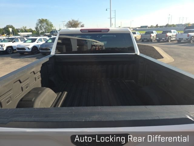 Used 2022 GMC Sierra 1500 Elevation w/ X31 Off-Road Package AWD/4WD image 32