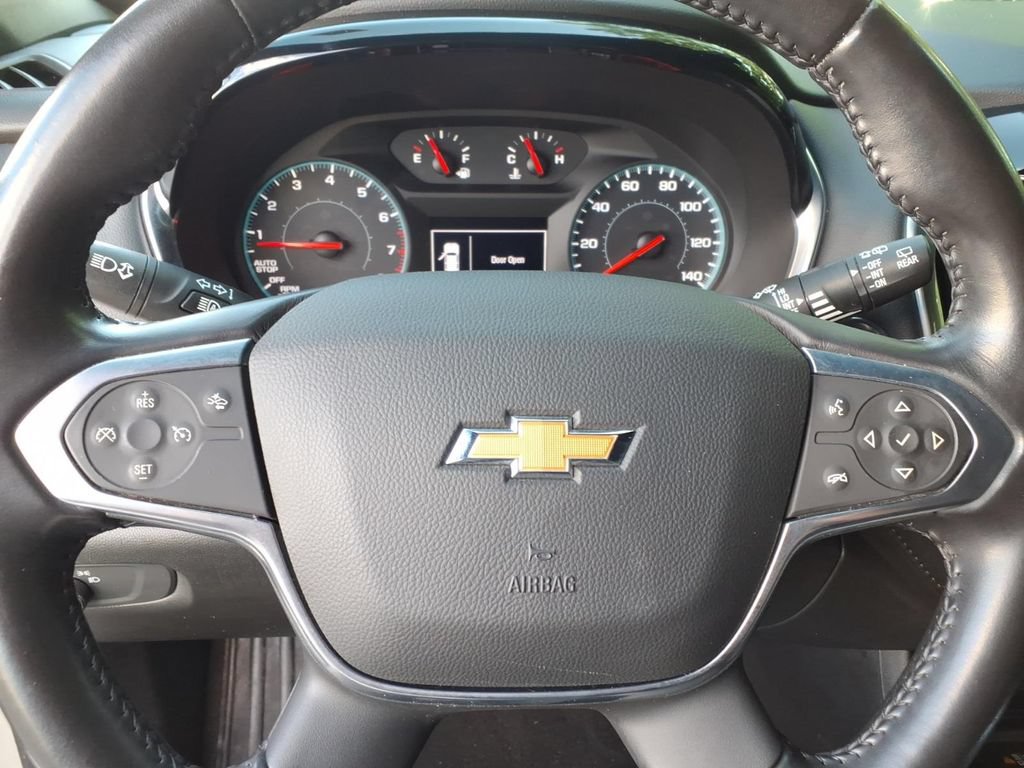 Certified 2022 Chevrolet Traverse LT FWD image 25