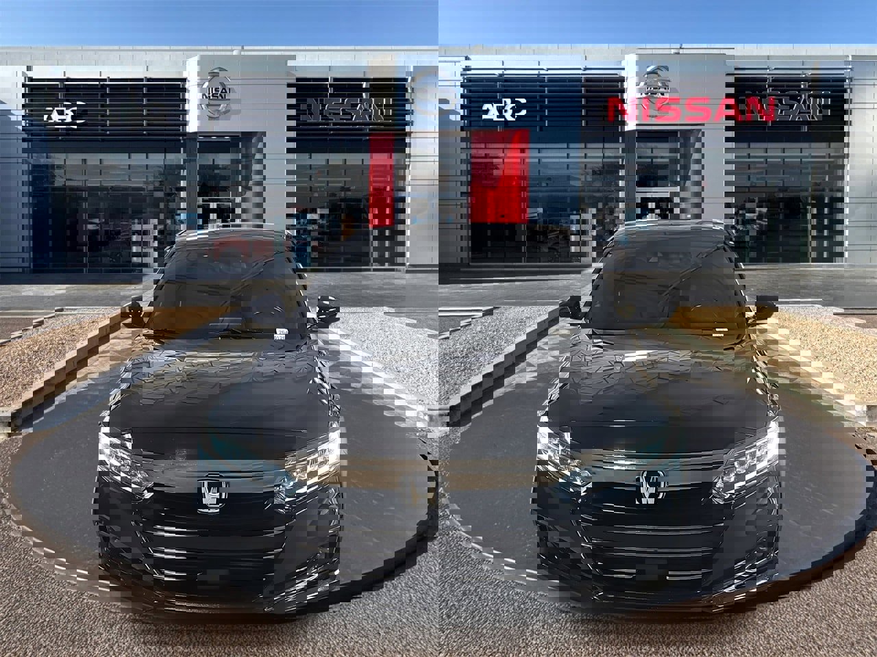 Used 2021 Honda Accord Sport image 2