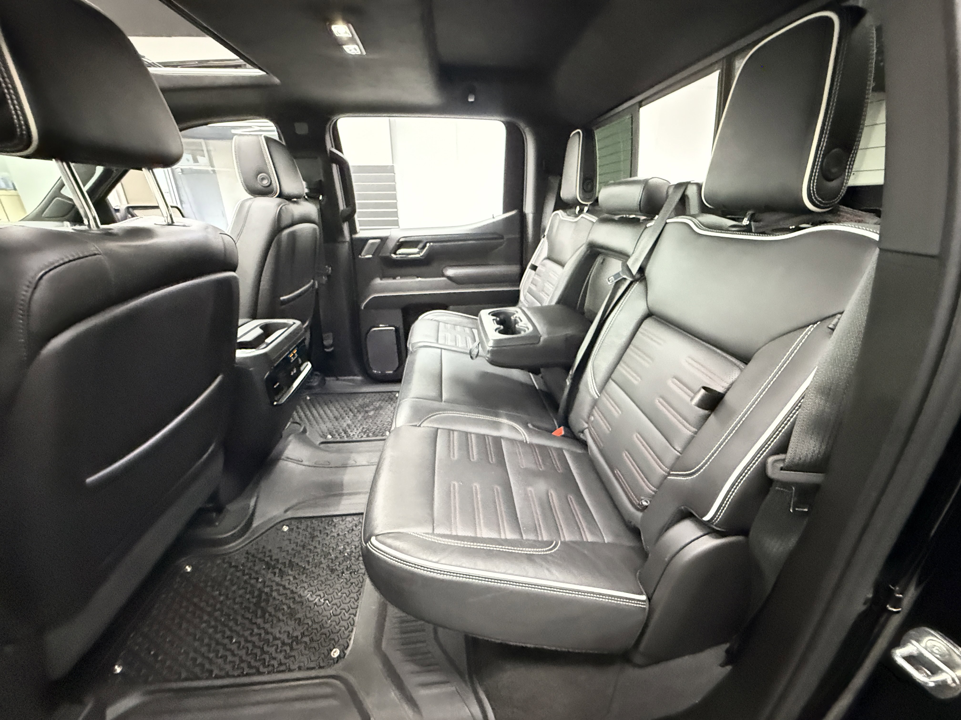 Used 2022 GMC Sierra 1500 AT4X image 29