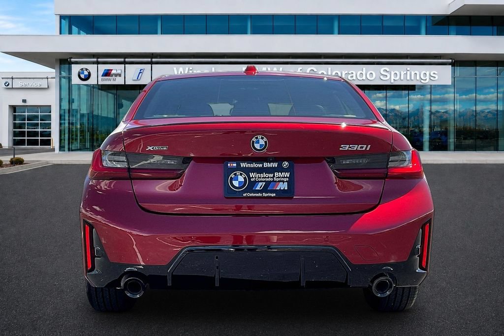Used 2026 BMW 330i xDrive Sedan w/ M Sport Package AWD/4WD image 5