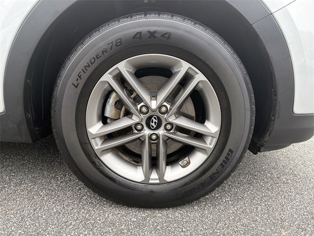 Used 2017 Hyundai Santa Fe Sport image 12