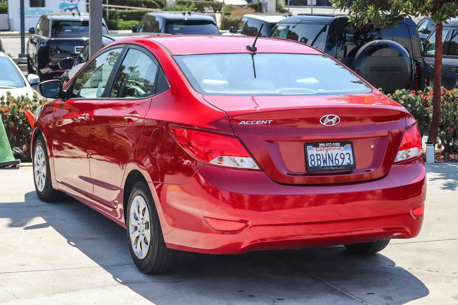 Used 2017 Hyundai Accent SE FWD image 4