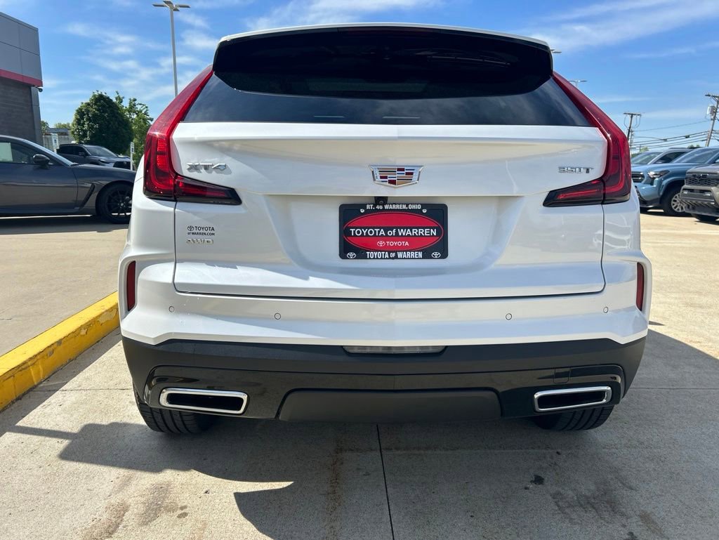 Used 2024 Cadillac XT4 Premium Luxury w/ Active Safety Package AWD/4WD image 7