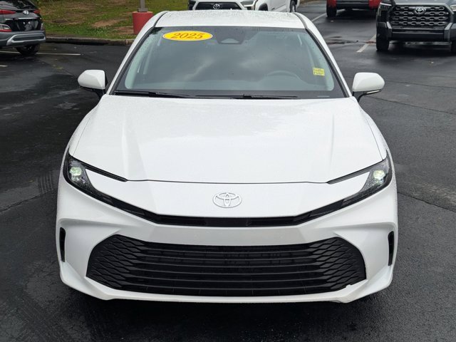 Used 2025 Toyota Camry LE w/ Convenience Package image 2