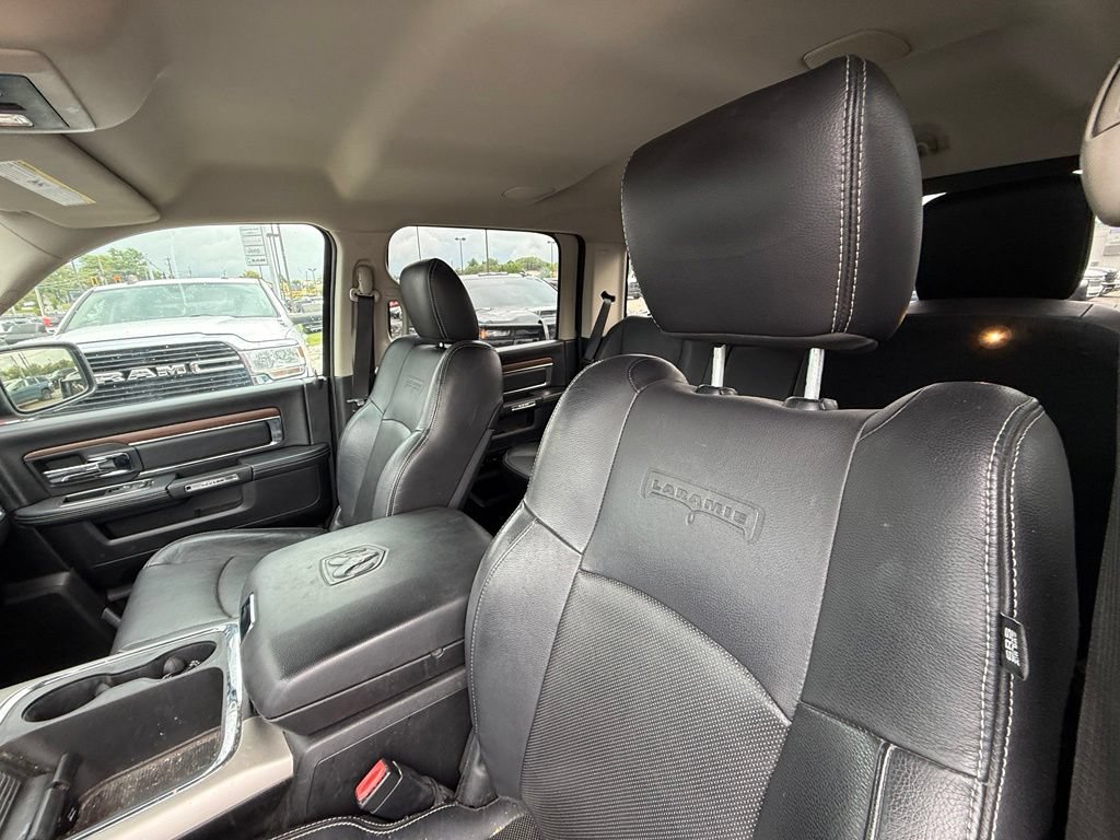 Used 2016 RAM 1500 Laramie w/ Convenience Group AWD/4WD image 15