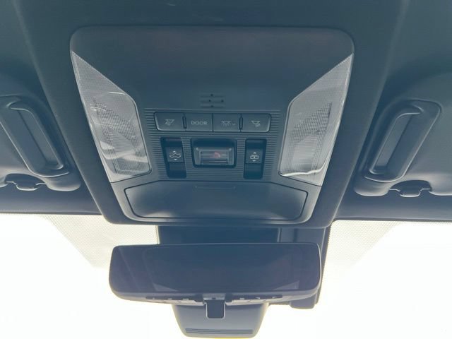 Used 2022 Toyota RAV4 XSE AWD/4WD image 19