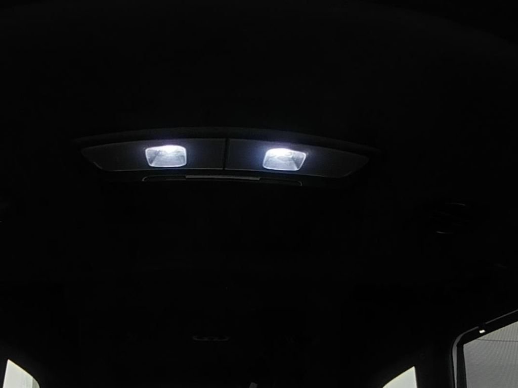 Used 2023 Kia Telluride EX FWD image 17