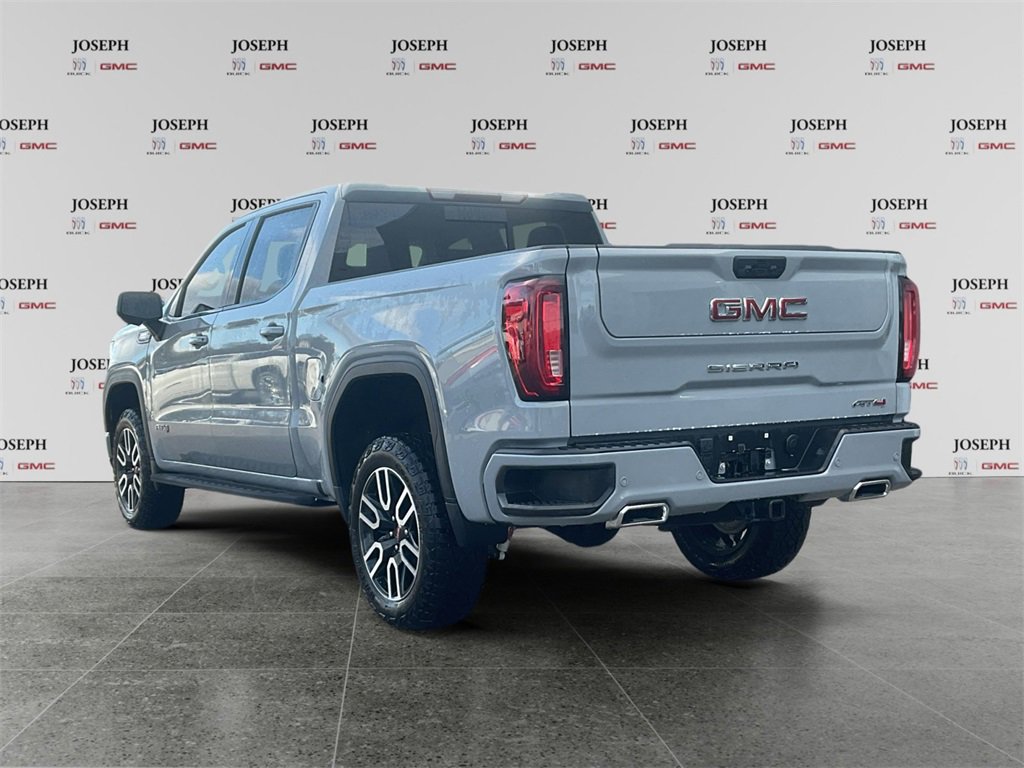 Used 2024 GMC Sierra 1500 AT4 w/ AT4 Premium Package image 6