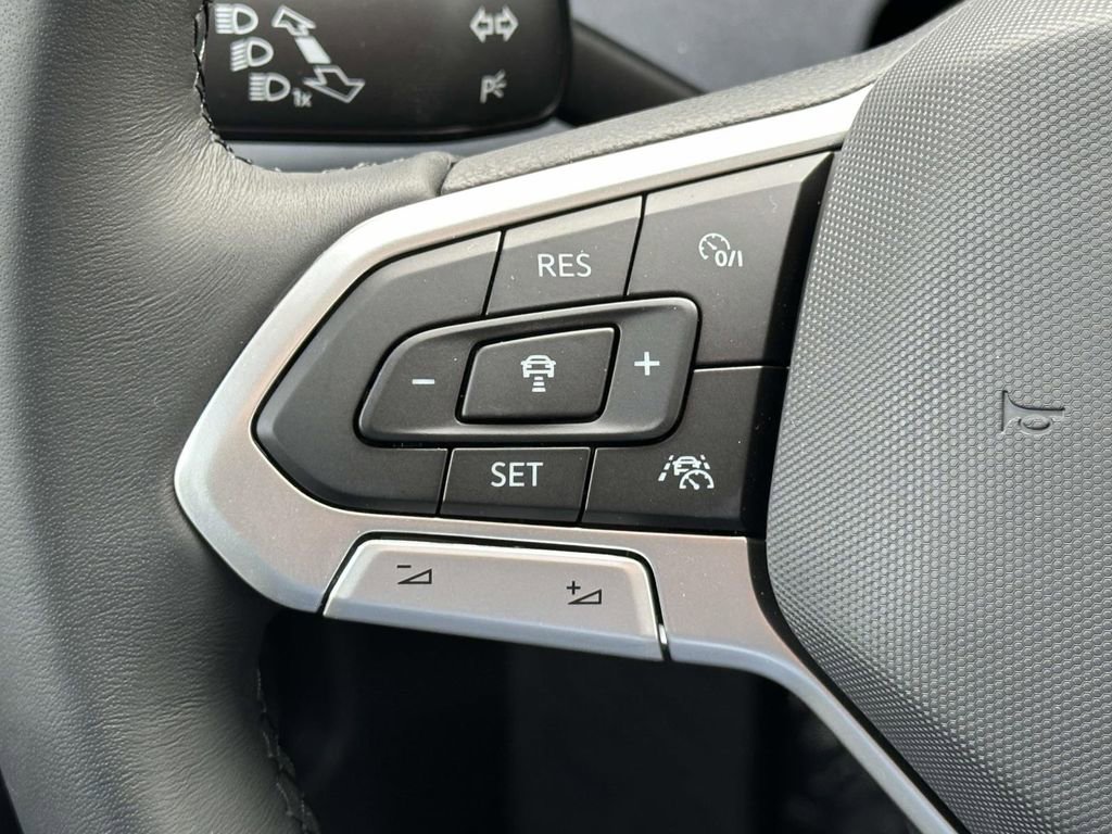 New 2026 Volkswagen Jetta SE image 16