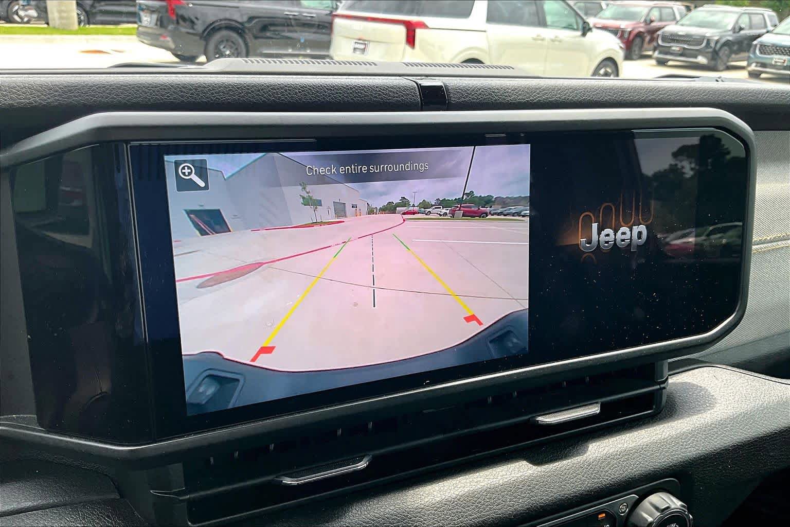 Used 2024 Jeep Gladiator Sport AWD/4WD image 26